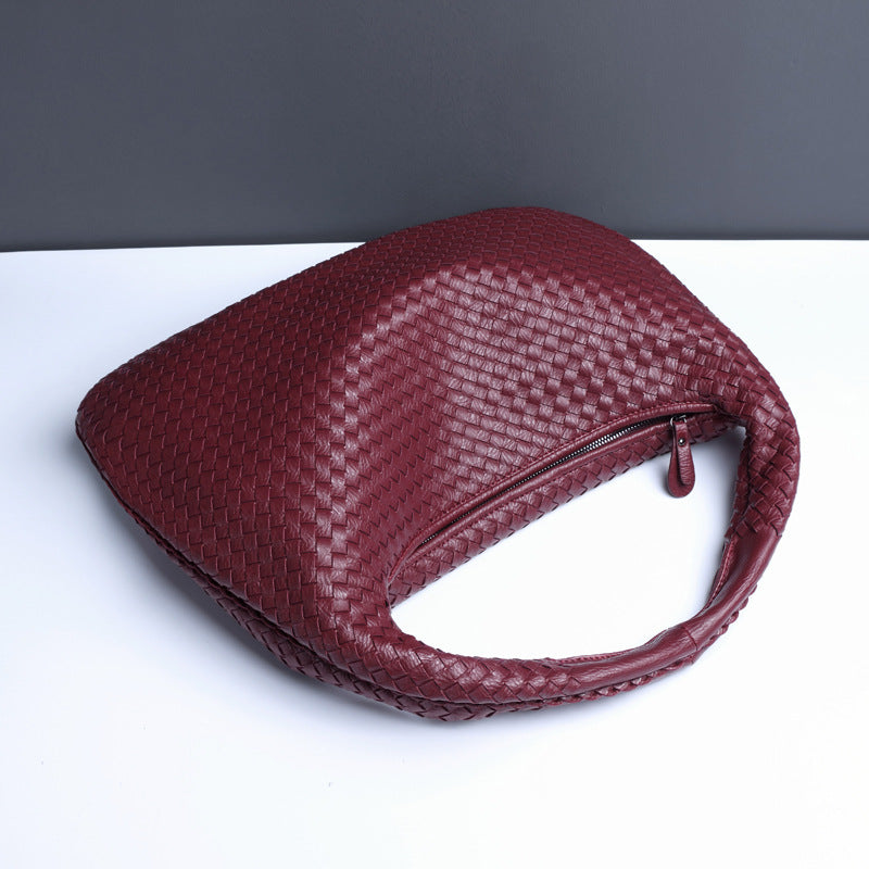 Crescent Shaped Women’s Handwoven Dumpling Bag - HCDSHOP