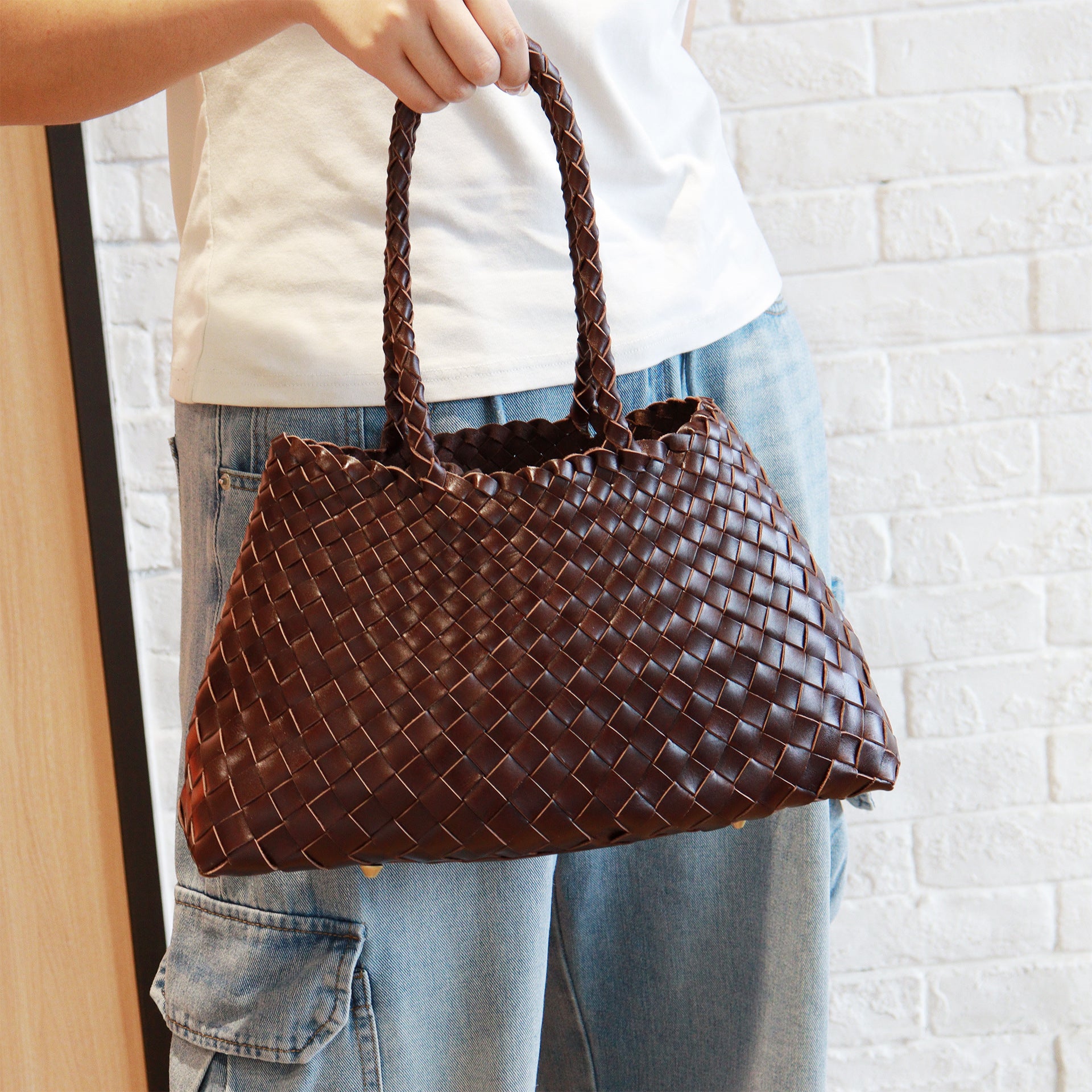 Trendy Retro Large Capacity Handwoven Handbag - HCDSHOP