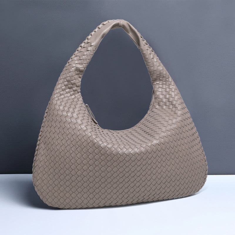 Crescent Shaped Women’s Handwoven Dumpling Bag - HCDSHOP