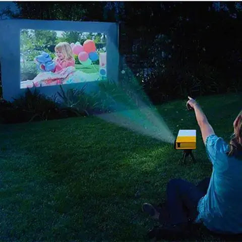 Ultra HD Mini Projector - HCDSHOP